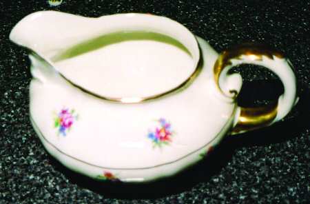 FR217 Creamer