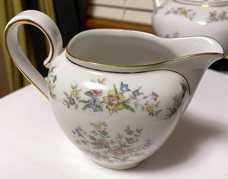 6492 Creamer