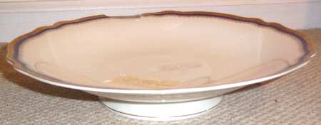 FR233 Footed Cake Plate