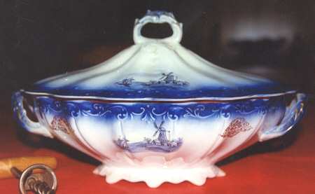 FC43 Oval Covered Vegetable