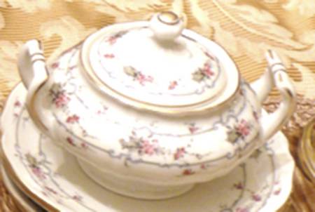 Gloria Di Bavaria Sugar Bowl & Lid