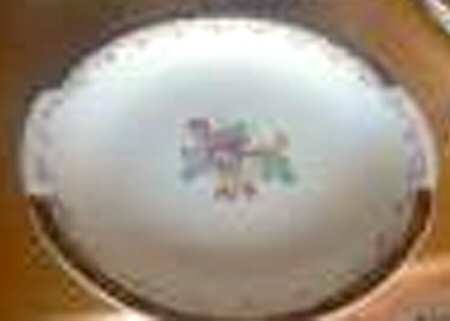 FRJ2 Handled Cake Plate
