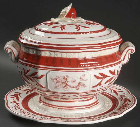 Town & Country Tureen & Lid w/Underplate