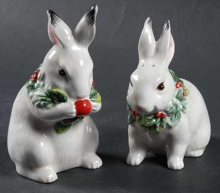 Town & Country Figural Salt & Pepper Set