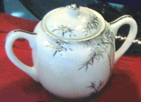 FUY12 Mini Sugar Bowl & Lid