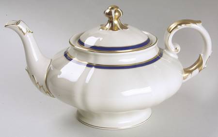FR257 Teapot & Lid