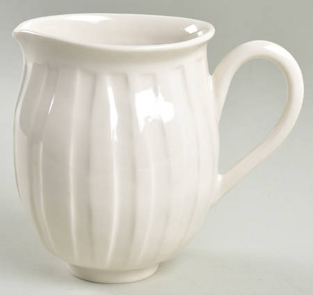 Pearl White Creamer