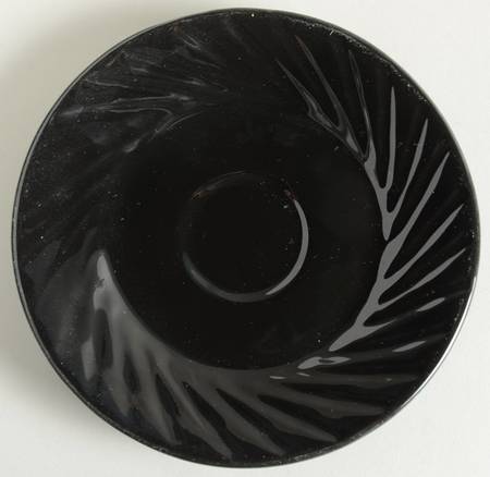 Pearl Black Saucer