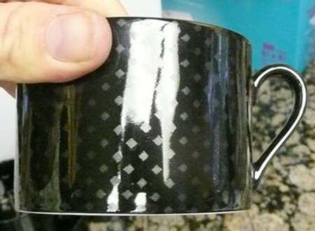 Foulard Noir (Gray Diamonds on Black) Flat Cup