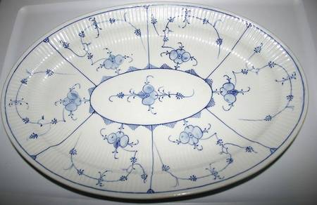 FG1fg11 15" Oval Serving Platter by F C Greiner & Sons