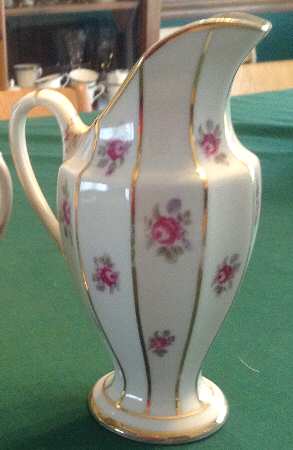 B117 Creamer