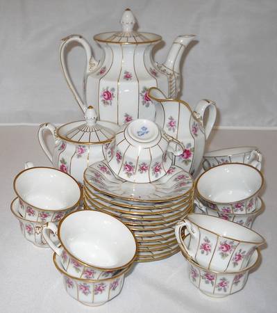 B117 Coffee Pot & Lid