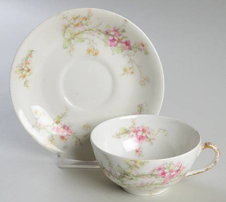 FXL5 Flat Cup & Saucer Set