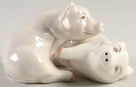 Pigs Figural Salt and Pepper