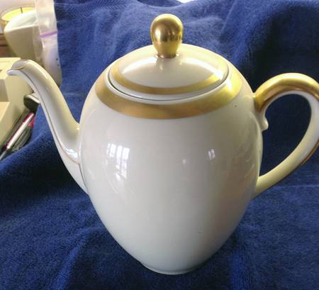 0236 Coffee Pot & Lid