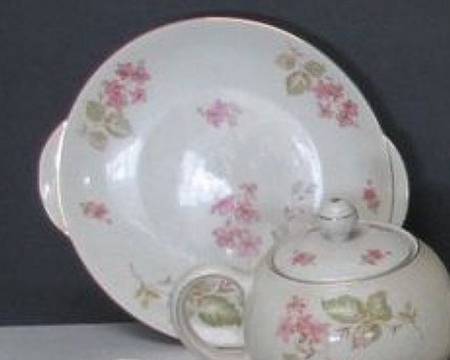FEB9 Handled Cake Plate