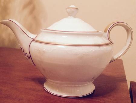 7689 Teapot & Lid