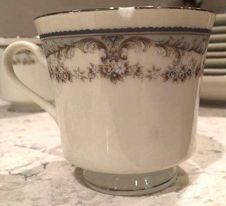FST13 Footed Cup by First China (Japan)