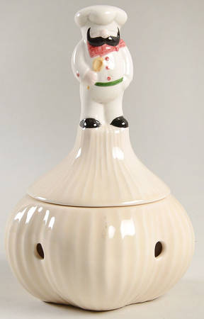 Papa Pasta Garlic Keeper & Lid