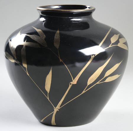 Bamboo Noir 8" Vase