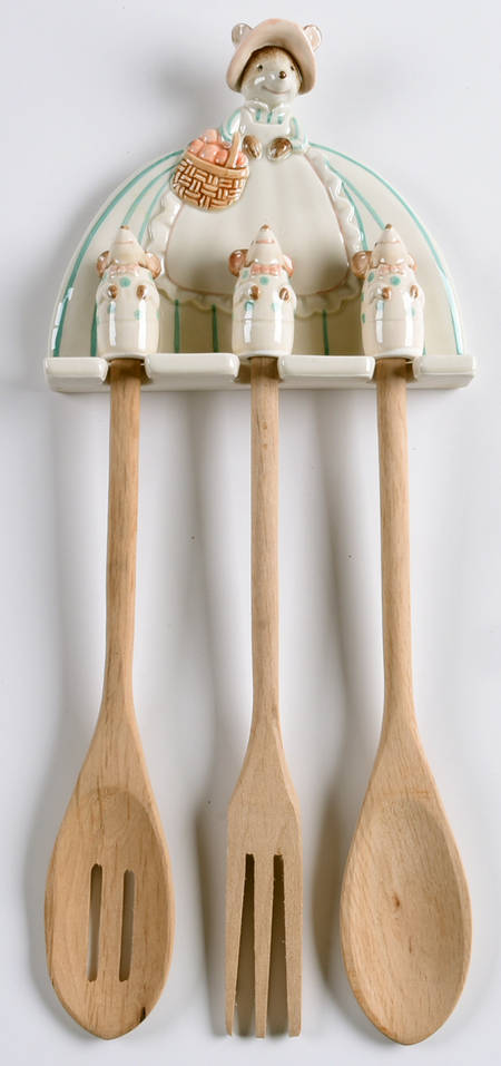 FIT122 Hanging Utensil Holder w/3 Wood Utensils