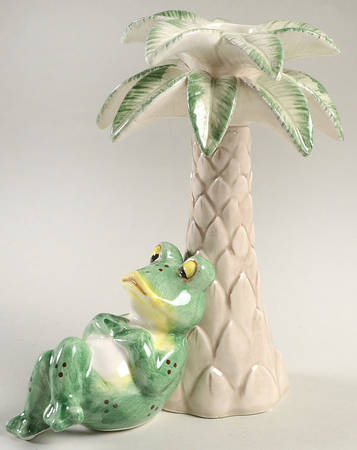 Frog Dundee 6" Candlestick