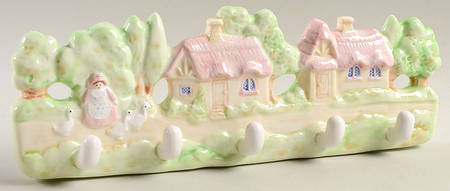 Village Green House 5 Hook Figural Hook Rack