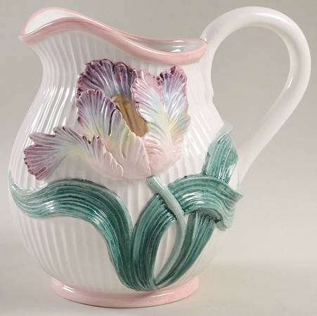 Country Tulip 72 Oz Pitcher