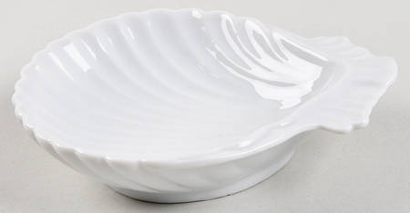 Shell (White Glossy) by Fitz and Floyd
