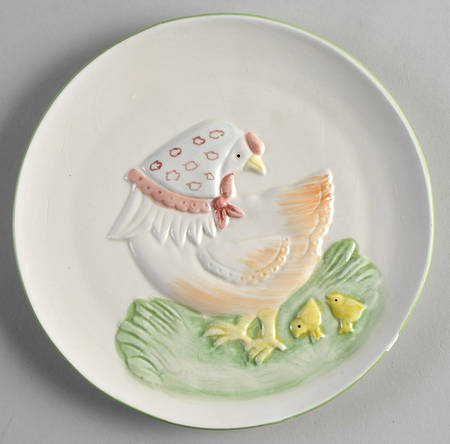 Nesting Hen 8" Wall Plate by Fitz and Floyd