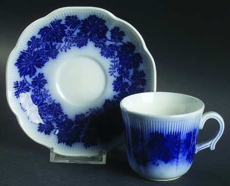 Vinranka Flat Demitasse Cup & Saucer Set