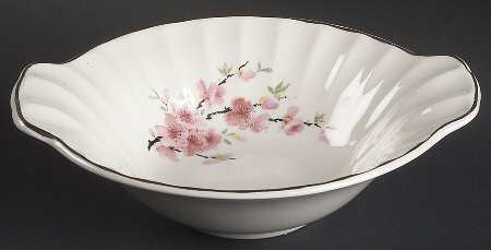 Peach Blossom (Bolero) Lugged Cereal Bowl