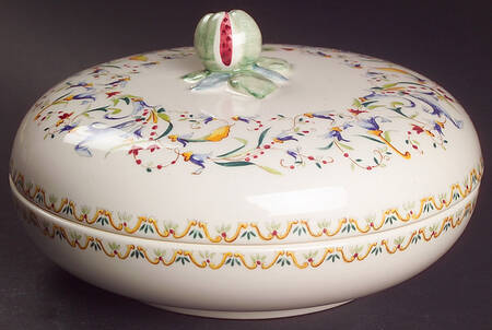 Toscana 5" Candy Box with Lid