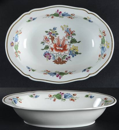 Ischia (Antico Doccia Shape) 9" Oval Vegetable Bowl