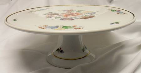 Ischia (Antico Doccia Shape) 10" Diameter Pedestal Cake Stand