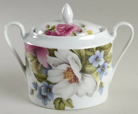 Victoria Sugar Bowl & Lid
