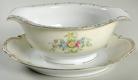 GRA2 Gravy Boat with Attached Underplate
