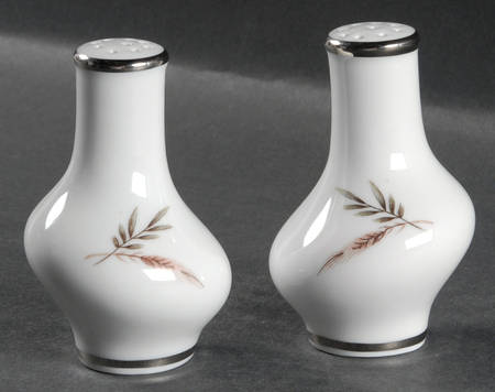 Lady Diana Salt & Pepper Set