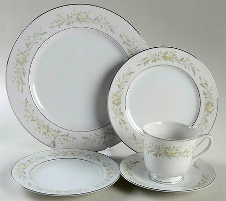 Rhapsody 5 Piece Place Setting