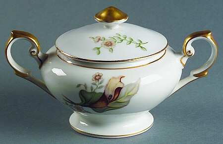 Wood Lily Sugar Bowl & Lid