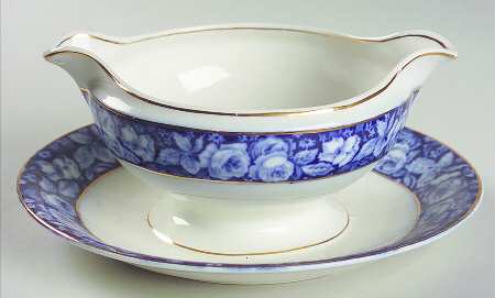 Beauty Roses Gravy Boat with Attached Underplate