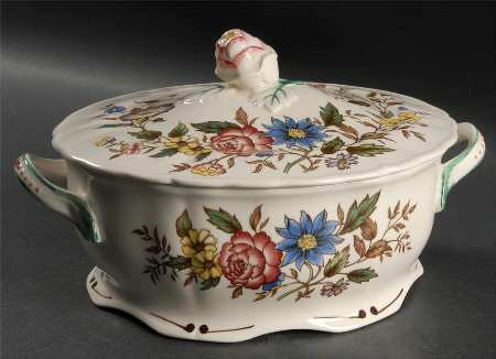 Celia Round Covered Vegetable