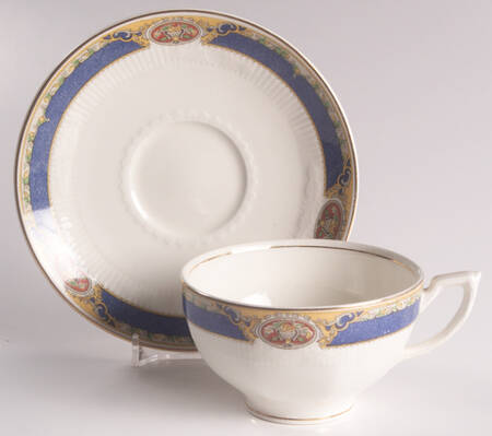 Chelmsford Footed Cup & Saucer Set