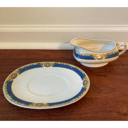 Chelmsford Gravy Boat & Underplate