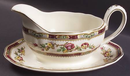 Connaught Gravy Boat with Attached Underplate