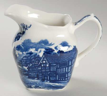 English Country Inns Blue Creamer
