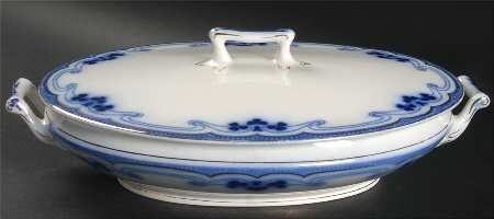 Idris (Flow Blue) Oval Covered Vegetable