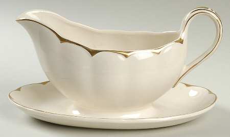 Imperial (Cream Petal) Gravy Boat with Attached Underplate