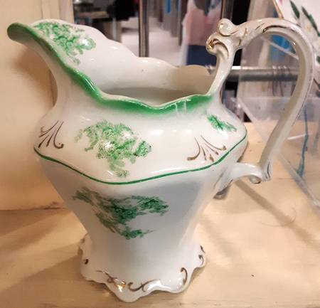 Lincoln Green Pitcher