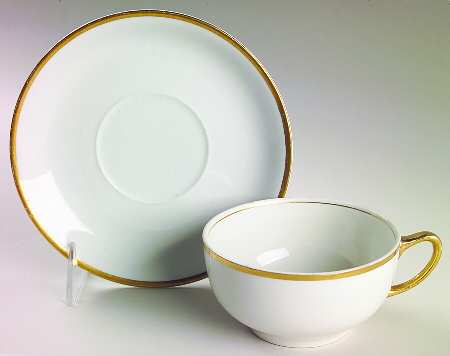 The Marengo (Off White) Flat Cup & Saucer Set